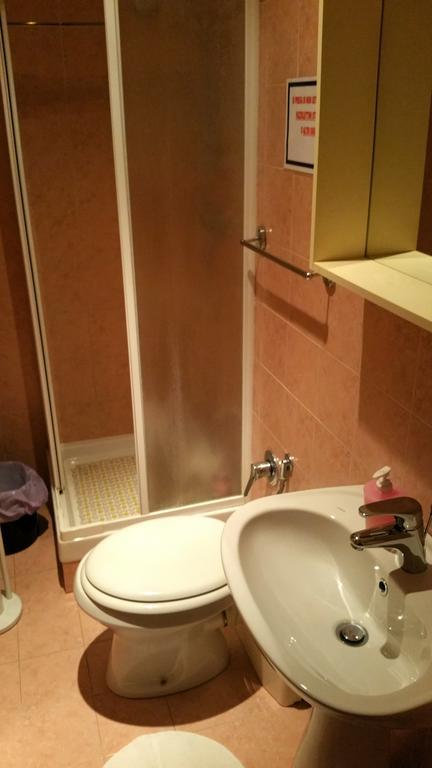 Petite Maison روما المظهر الخارجي الصورة