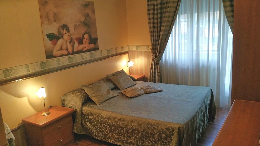 Petite Maison روما المظهر الخارجي الصورة
