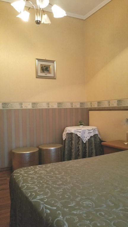 Petite Maison روما المظهر الخارجي الصورة